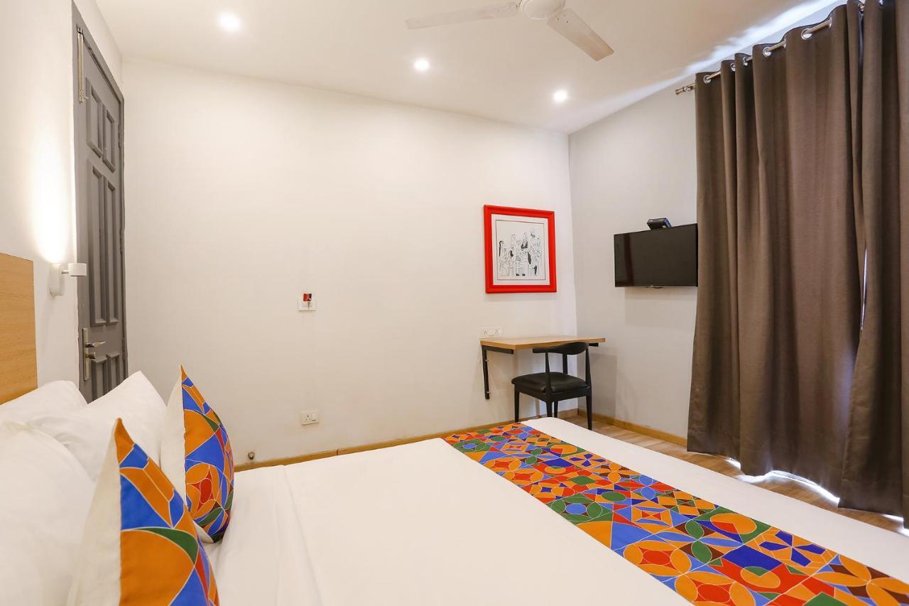 Fabexpress D2 Paschim Vihar Hotel Delhi  Bagian luar foto