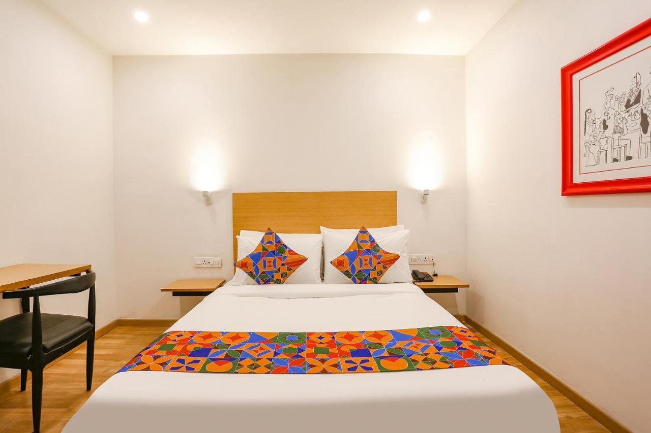 Fabexpress D2 Paschim Vihar Hotel Delhi  Bagian luar foto