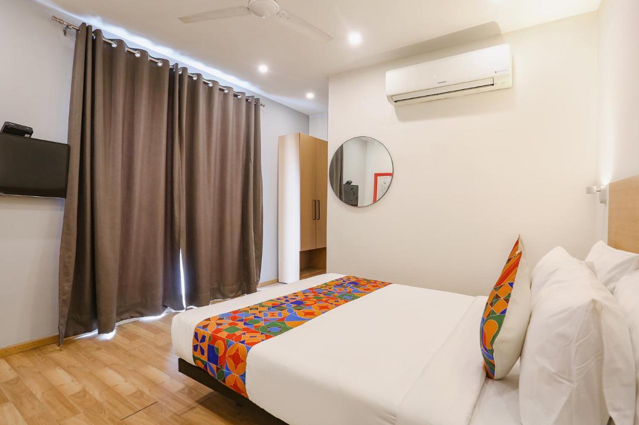 Fabexpress D2 Paschim Vihar Hotel Delhi  Bagian luar foto