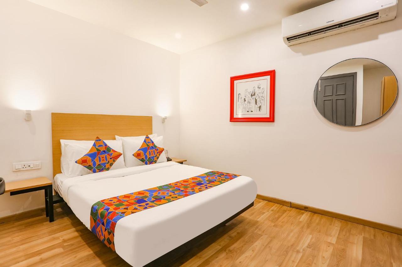 Fabexpress D2 Paschim Vihar Hotel Delhi  Bagian luar foto